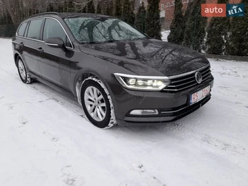 Авто Volkswagen Passat 2018 № 8929894