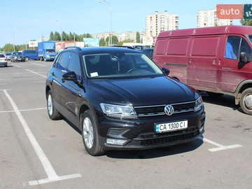 Авто Volkswagen Tiguan 2017 № 8929905