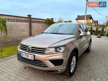 Авто Volkswagen Touareg 2014 № 8929909