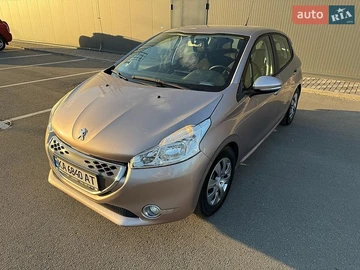 Авто Peugeot 208 2013 № 8929920