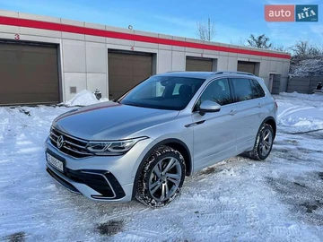 Авто Volkswagen Tiguan 2021 № 8929945