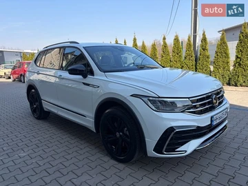 Авто Volkswagen Tiguan 2023 № 8929997