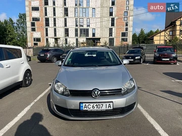 Авто Volkswagen Golf 2010 № 8930105