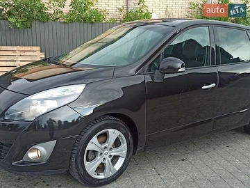 Авто Renault Grand Scenic 2010 № 8930141