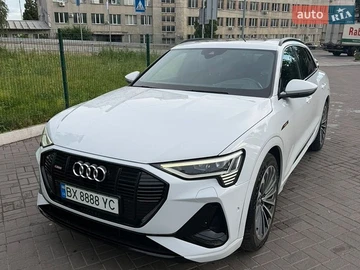 Авто Audi E-Tron 2020 № 8930207
