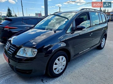 Авто Volkswagen Touran 2006 № 8930295