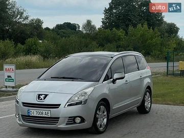 Авто Peugeot 5008 2010 № 8930305