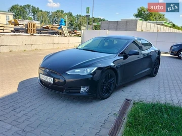 Авто Tesla Model S 2015 № 8930371