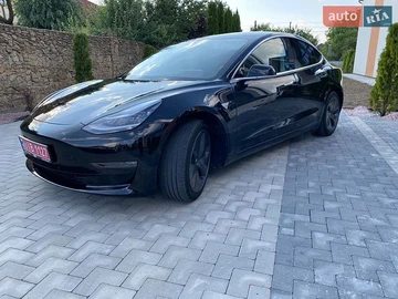 Авто Tesla Model 3 2019 № 8930379