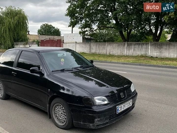 Авто SEAT Ibiza 2000 № 8930466