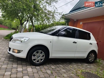 Авто Skoda Fabia 2011 № 8930560