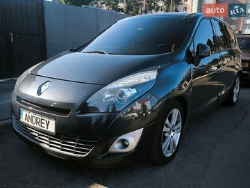 Авто Renault Grand Scenic 2010 № 8930583