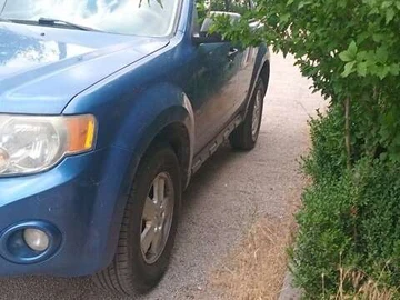 Авто Ford Escape 2010 № 8930585