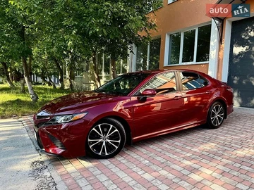 Авто Toyota Camry 2017 № 8930697