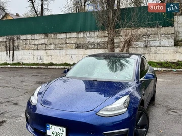 Авто Tesla Model 3 2019 № 8930704