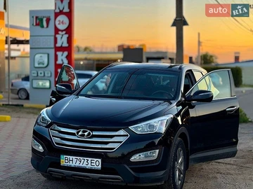 Авто Hyundai Santa Fe 2013 № 8930706
