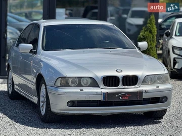 Авто BMW 5 Series 2002 № 8930827