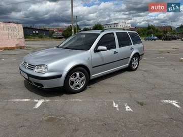 Авто Volkswagen Golf 2001 № 8931346