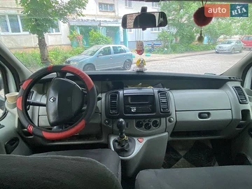 Авто Renault Trafic 2005 № 8931522