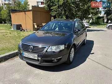 Авто Volkswagen Passat 2009 № 8931527