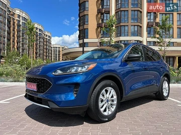 Авто Ford Escape 2022 № 8931675