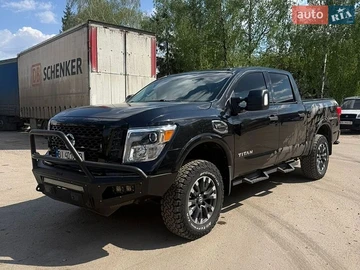 Авто Nissan Titan 2017 № 8931761