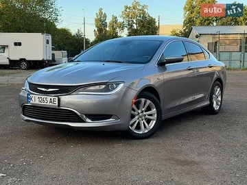 Авто Chrysler 200 2016 № 8932197