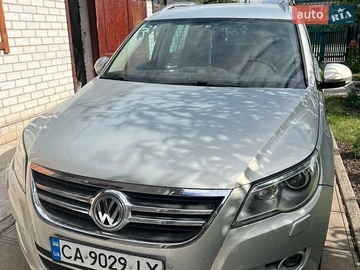Авто Volkswagen Tiguan 2011 № 8932217