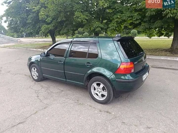 Авто Volkswagen Golf 2001 № 8932795