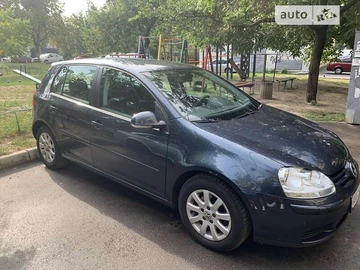 Авто Volkswagen Golf 2005 № 8932814