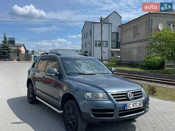 Авто Volkswagen Touareg 2006 № 8932819