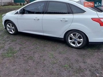 Авто Ford Focus 2012 № 8932929