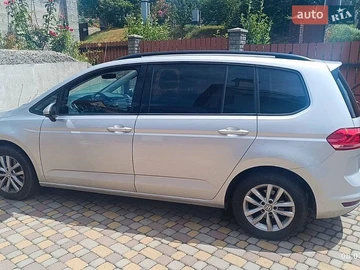 Авто Volkswagen Touran 2019 № 8933214