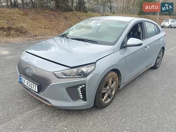 Авто Hyundai Ioniq 2016 № 8933277
