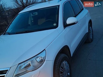 Авто Volkswagen Tiguan 2009 № 8933285