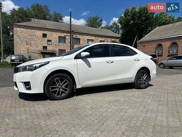Авто Toyota Corolla 2015 № 8933289