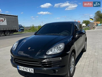 Авто Porsche Cayenne 2012 № 8933297