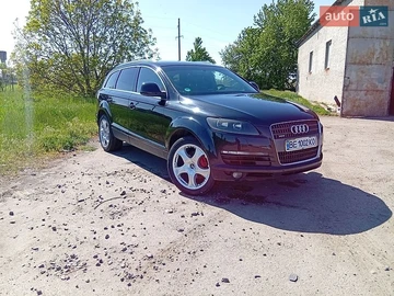 Авто Audi Q7 2006 № 8933396