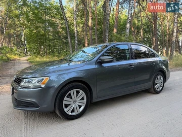 Авто Volkswagen Jetta 2013 № 8933465