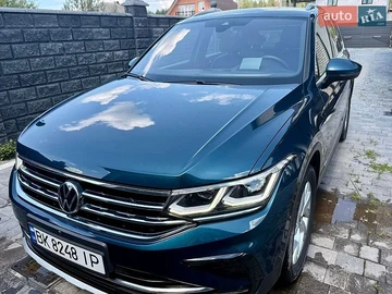 Авто Volkswagen Tiguan 2021 № 8933500