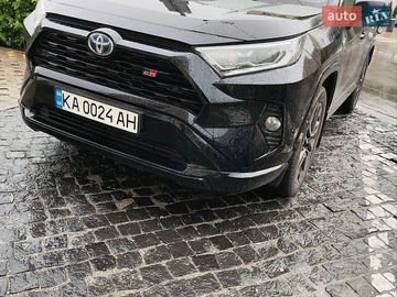 Авто Toyota Rav4 2021 № 8933598
