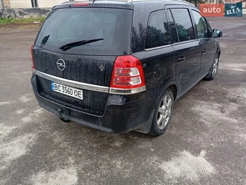 Авто Opel Zafira 2010 № 8933609