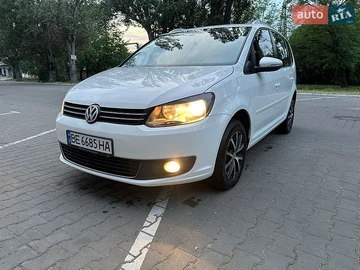 Авто Volkswagen Touran 2012 № 8933644