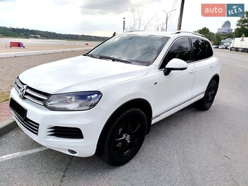 Авто Volkswagen Touareg 2012 № 8933658