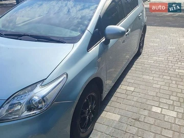 Авто Toyota Prius 2014 № 8933661