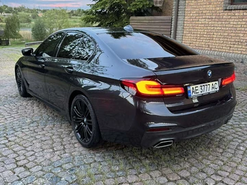 Авто BMW 5 Series 2018 № 8933735