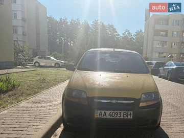 Авто Chevrolet Aveo 2005 № 8933739