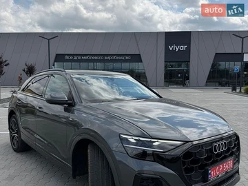 Авто Audi Q8 2021 № 8933903