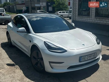 Авто Tesla Model 3 2021 № 8934262