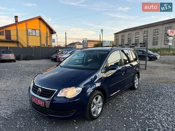 Авто Volkswagen Touran 2008 № 8934540